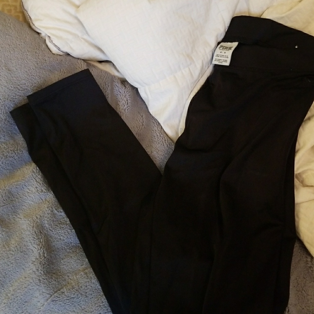 VICTORIAS SECRET leggings